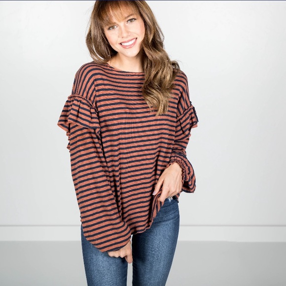 Tops - 5 for $25 Burgundy & Navy Blue Striped ruffled shoulder top